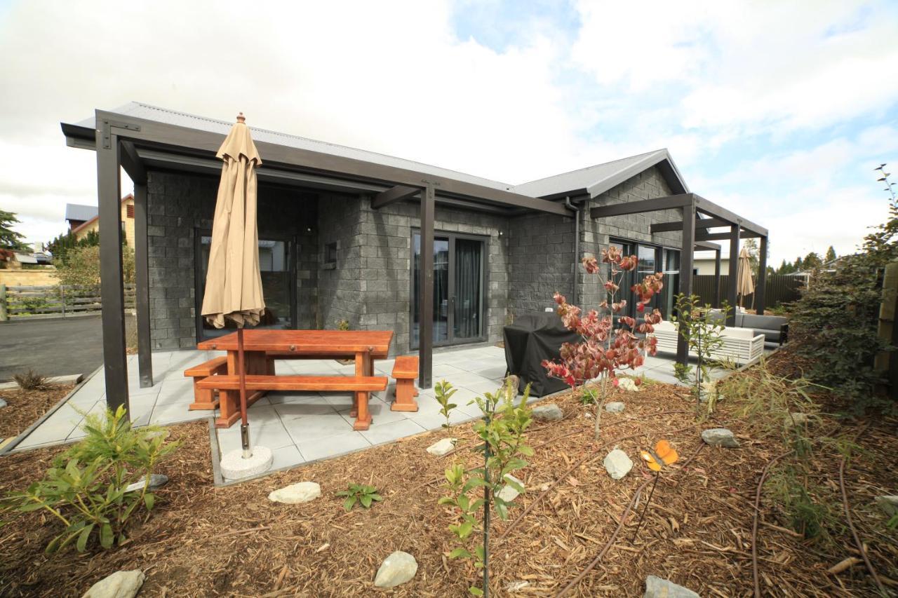 Black Stilt Retreat, Stunning Luxury Property Twizel Eksteriør bilde