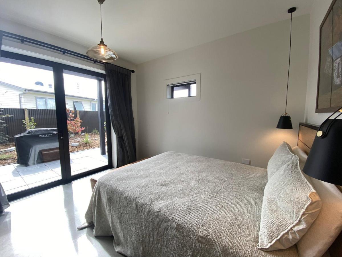Black Stilt Retreat, Stunning Luxury Property Twizel Eksteriør bilde